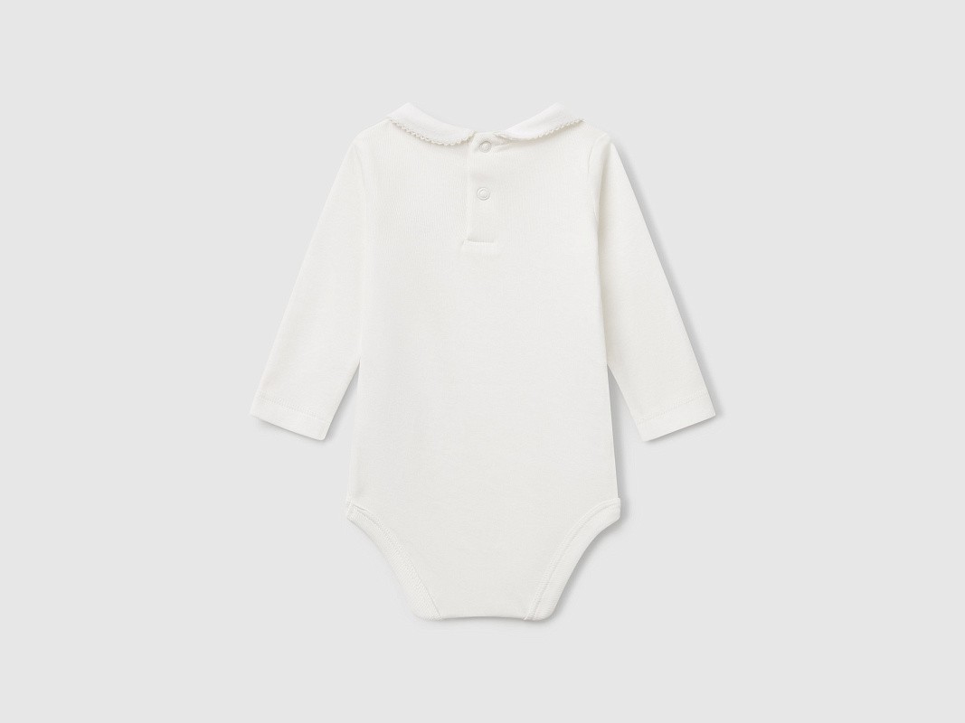 Боди с отложным воротником