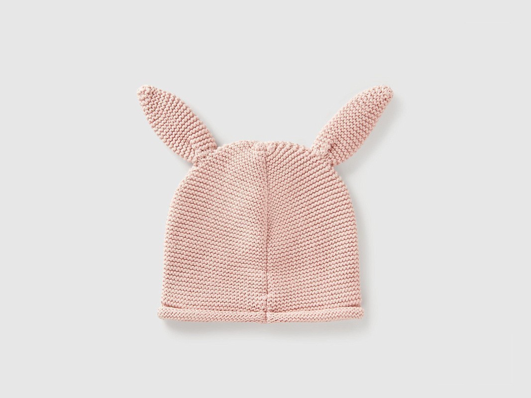 Шапка трикотажная с ушками и аппликацией